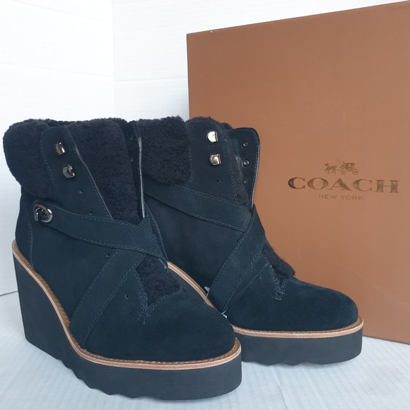 Coach Kenna Black Suede & Real Sheep Fur Wedge Ankle Winter Booties Sz 7.5 - Picture 3 of 16